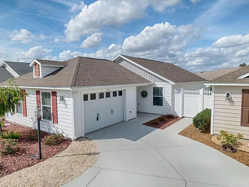 1115 Southern Sun Drive The Villages FL 32162