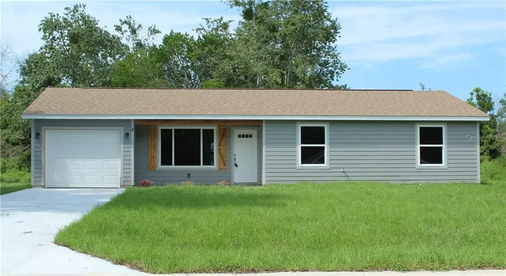 120 Fisher Court Ocklawaha FL 32179