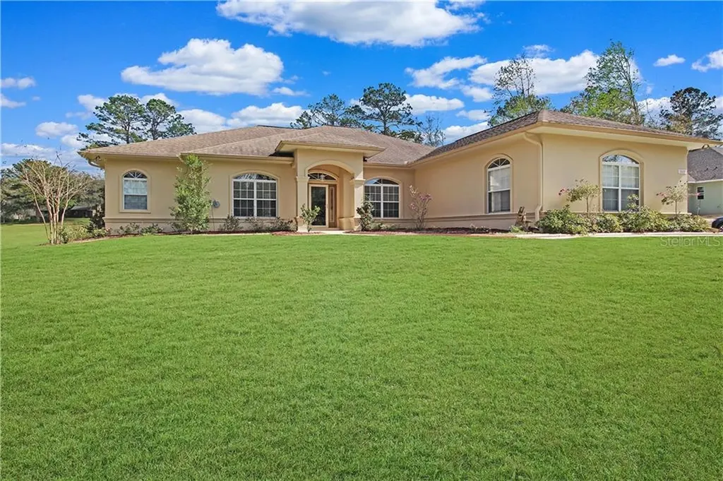 5065 NW 82nd Court Ocala FL 34482