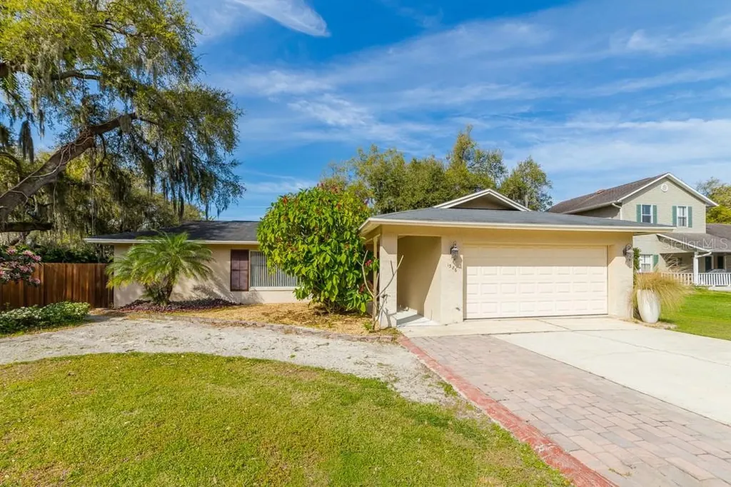 1586 Starfish Street Kissimmee FL 34744