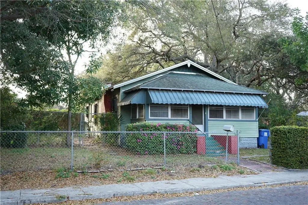 1849 12th Street S St Petersburg FL 33705