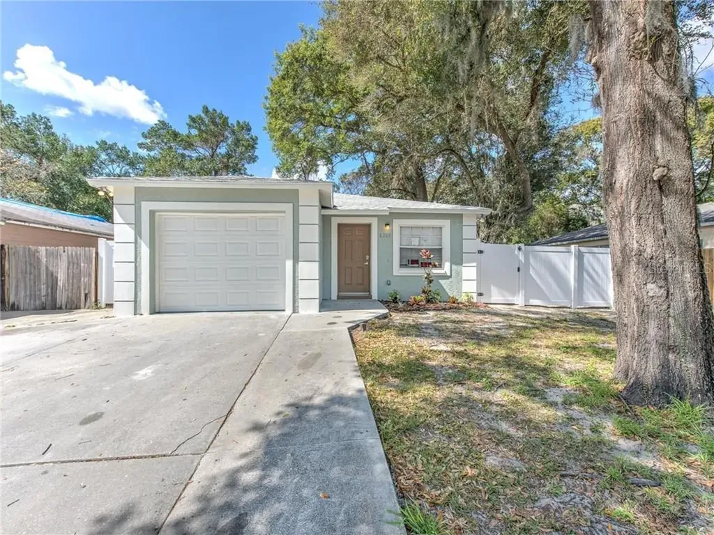 6208 Rolling Hammock Place Tampa FL 33610