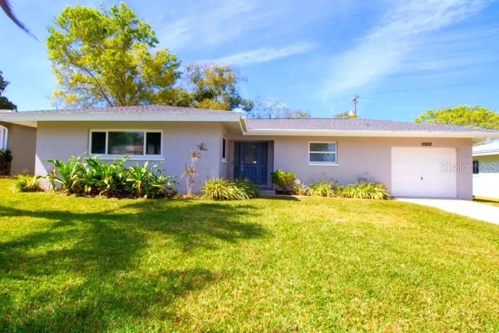12852 139th Street Largo FL 33774