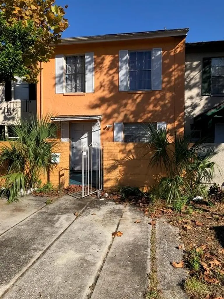 9843 N 52nd Street Temple Terrace FL 33617