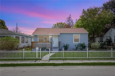 1320 36th Avenue N St Petersburg FL 33704