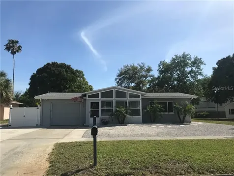 6250 13th Avenue S Gulfport FL 33707