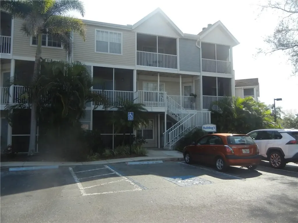 850 S Tamiami Trail Sarasota FL 34236