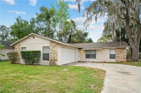 2232 Bannister Street Deltona FL 32738