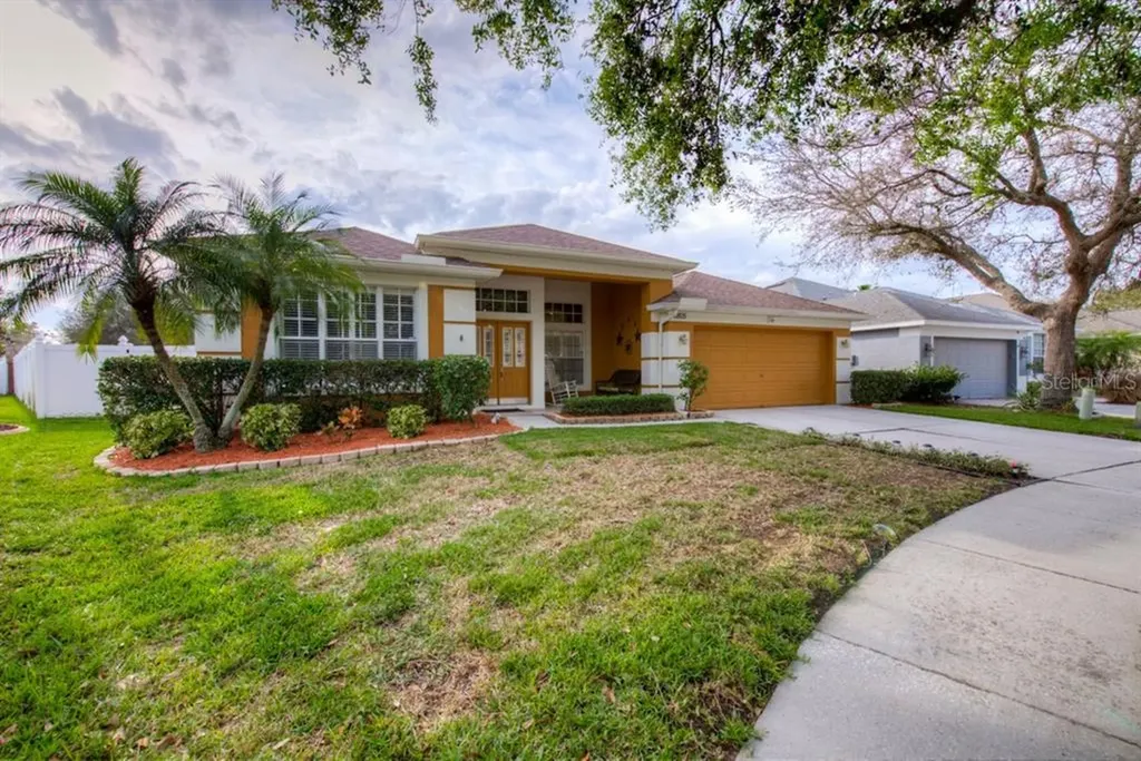 6805 Pleasant Oaks Place Riverview FL 33578