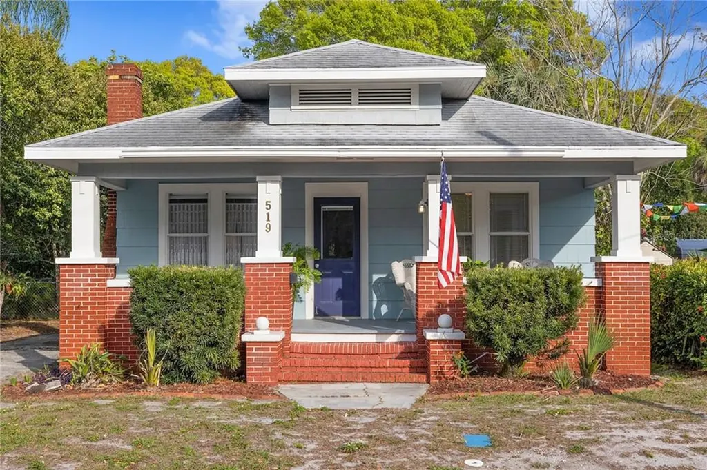 519 27th Street W Bradenton FL 34205