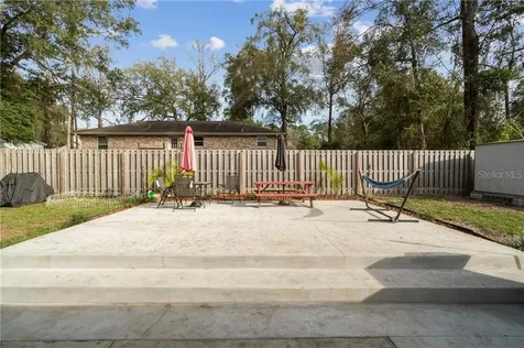13736 NW 157th Place Alachua FL 32615
