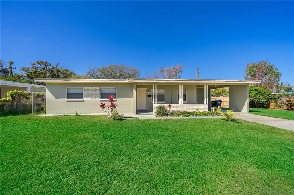 2420 Fontainebleau Drive Orlando FL 32808