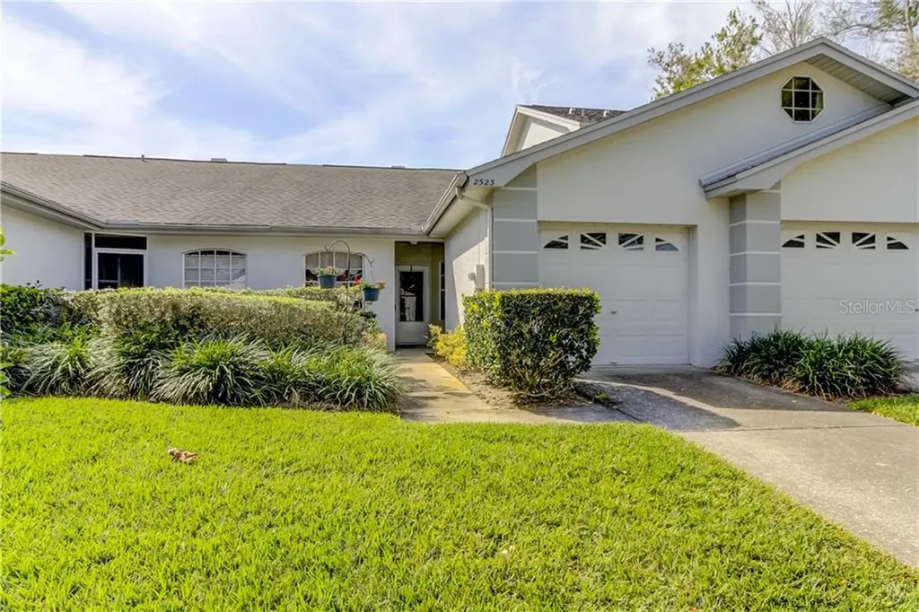 2523 Stony Brook Lane Clearwater FL 33761