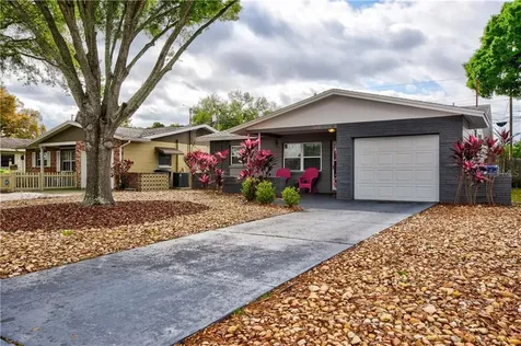 5618 20th Avenue N St Petersburg FL 33710