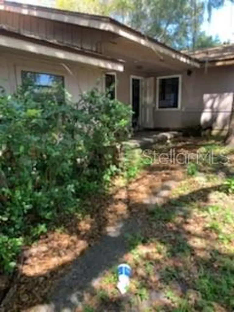 121 Forest Lane Orange City FL 32763