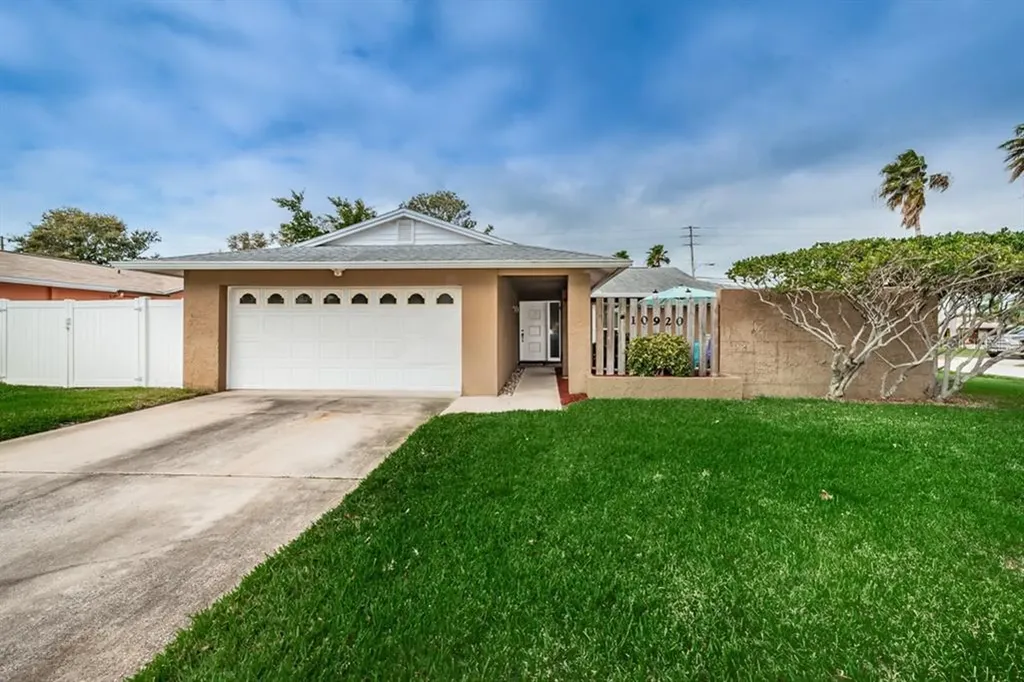 10920 Del Prado Drive W Largo FL 33774