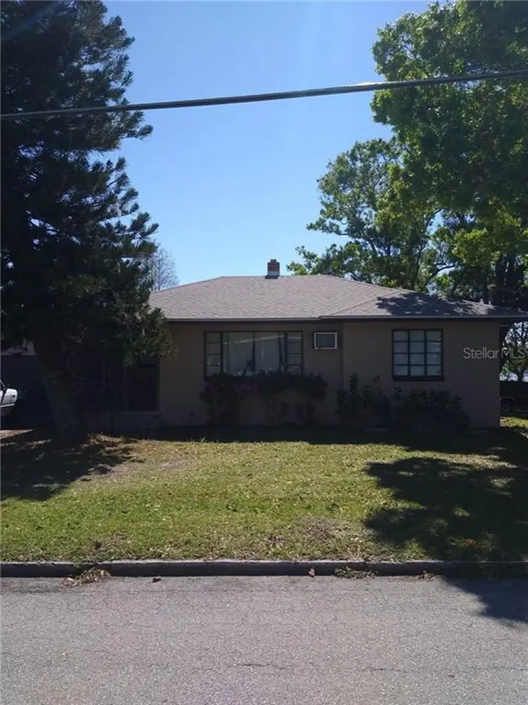 1544 N Lake Shipp Drive SW Winter Haven FL 33880