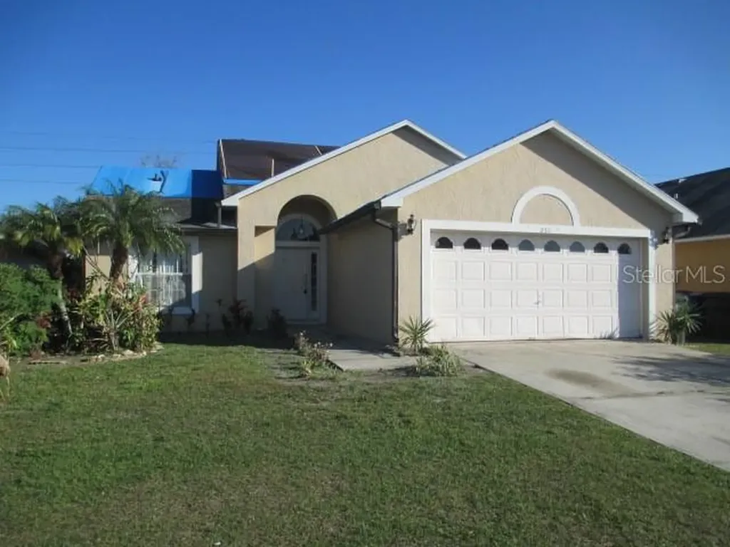 2311 Finwick Court Kissimmee FL 34743