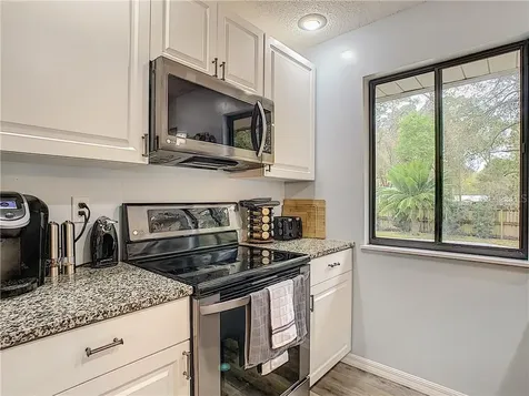 1171 Heidi Court Deland FL 32720