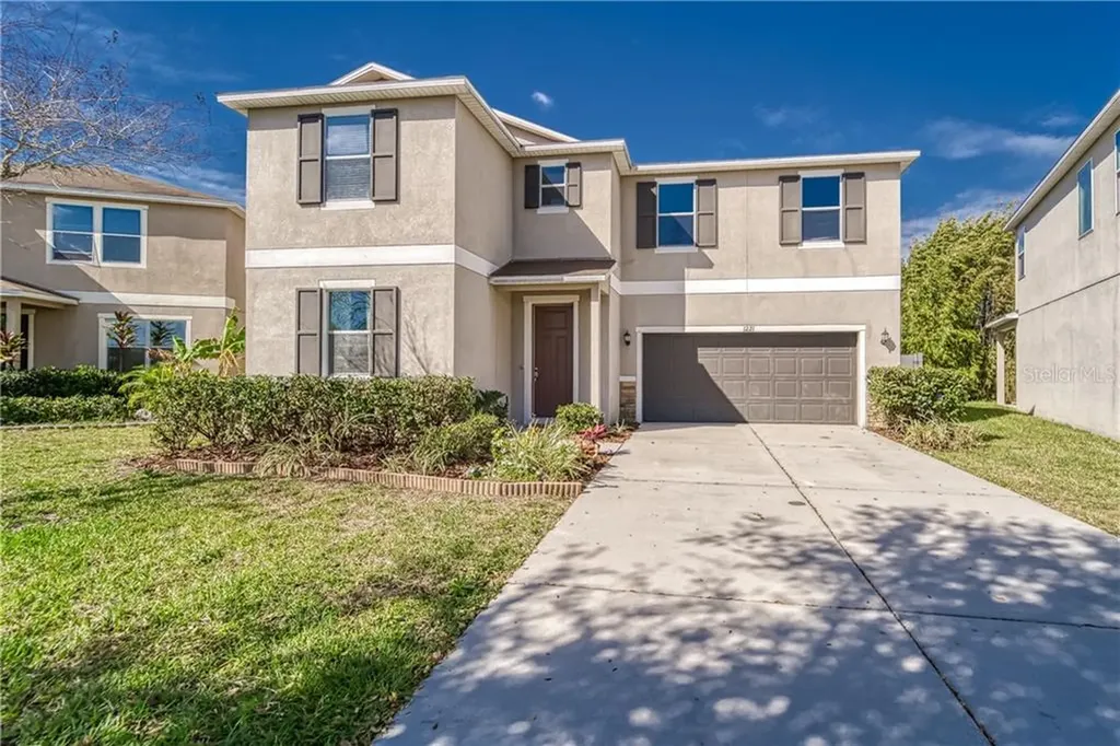 1221 Canyon Oaks Drive Brandon FL 33510