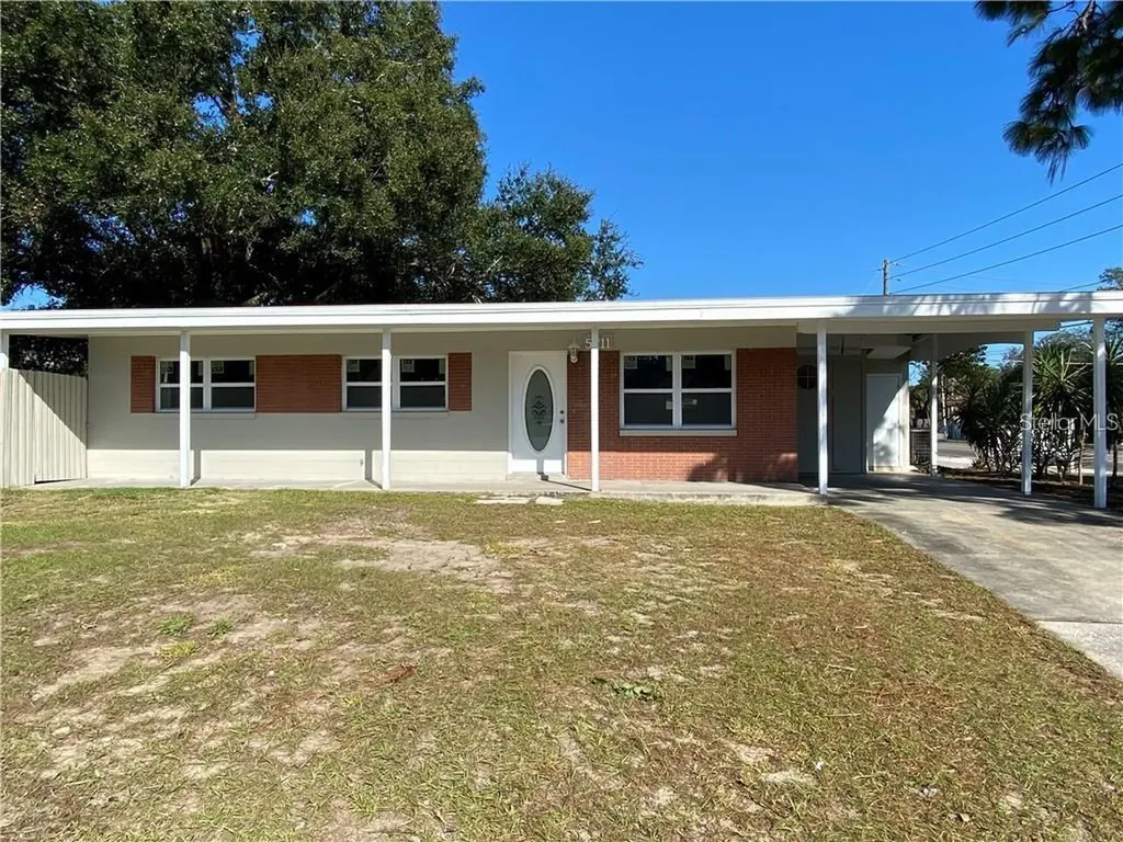 5211 Bonnie Brae Circle Orlando FL 32808
