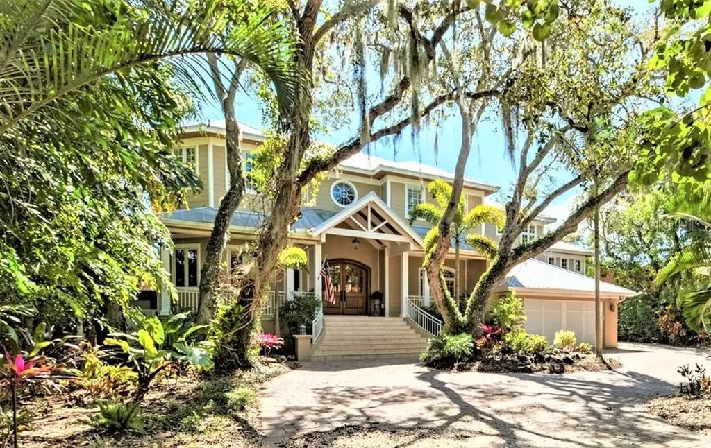 1208 Northport Drive Sarasota FL 34242