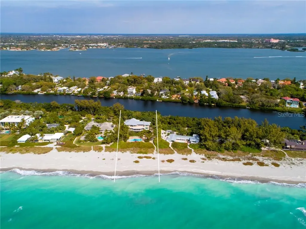 8330 Sanderling Road Sarasota FL 34242