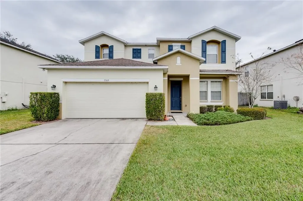 7369 Hunters Greene Circle Lakeland FL 33810