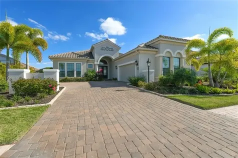 7707 Sudbury Glen Bradenton FL 34202