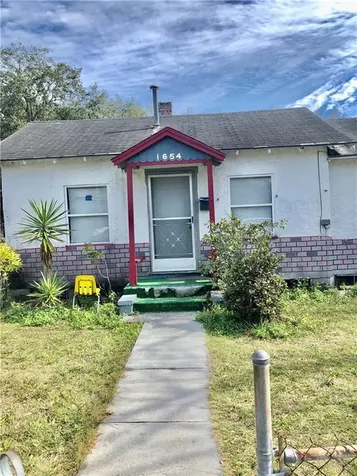1654 Preston Street S St Petersburg FL 33712