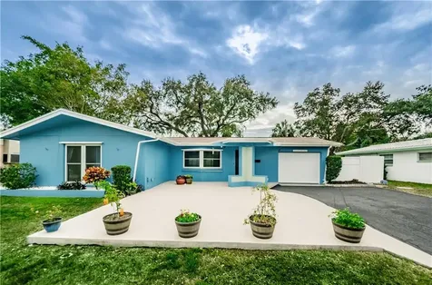 1468 62nd Avenue S St Petersburg FL 33705