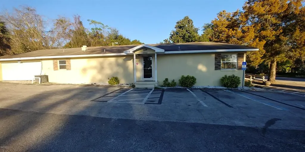 5955 SE Hames Road Belleview FL 34420