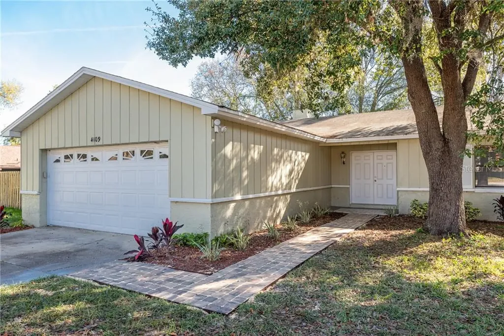 4109 Rose Petal Lane Orlando FL 32808