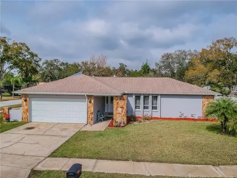 1931 Kingfisher Drive Palm Harbor FL 34683