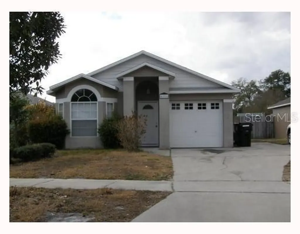 4806 Muir Village Orlando FL 32808