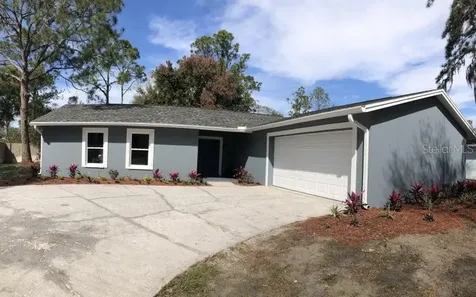 15718 Gardenside Lane Tampa FL 33624