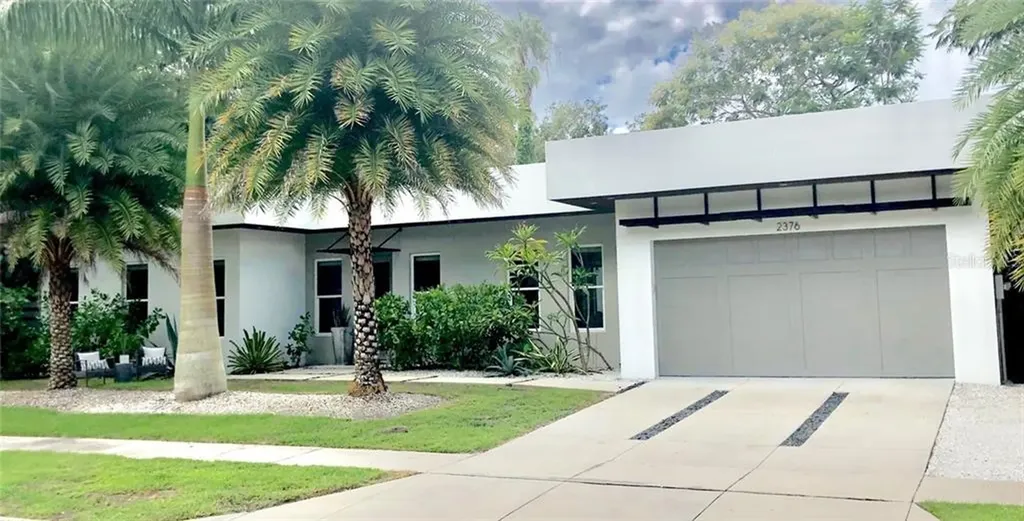 2376 Hyde Park Street Sarasota FL 34239