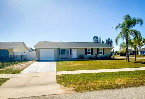 8293 Gallo Avenue North Port FL 34287