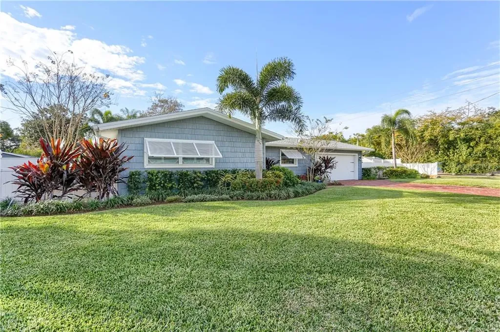 1805 Magnolia Drive Clearwater FL 33764