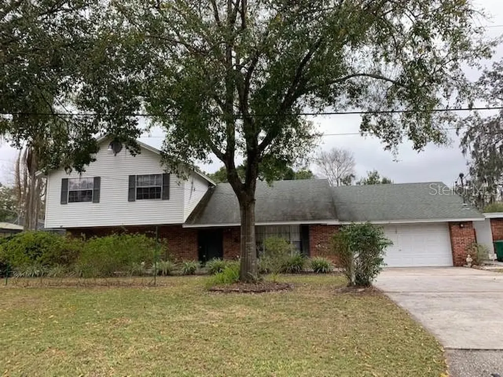 9706 N Newport Avenue Tampa FL 33612