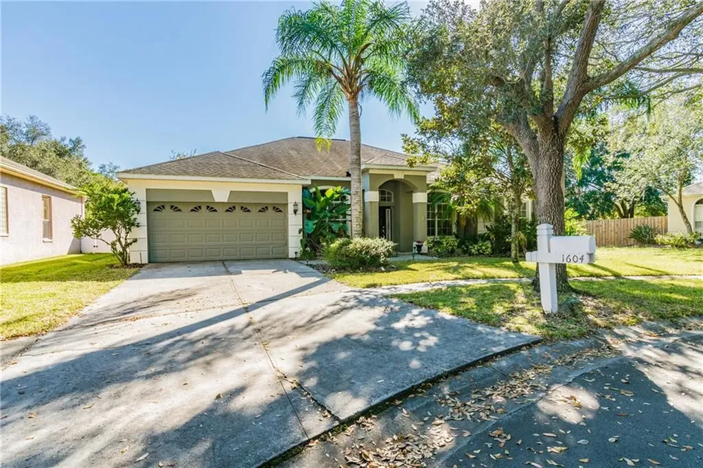 1604 Loriana Street Brandon FL 33511