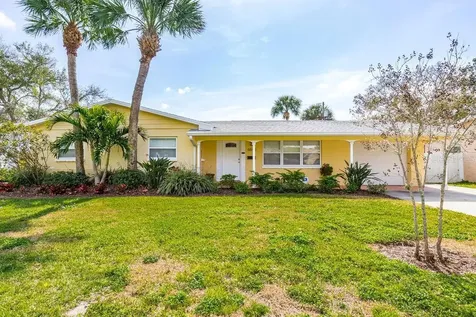 6840 31st Terrace N St Petersburg FL 33710