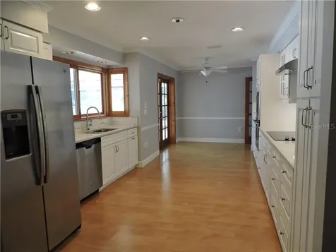 3227 Pine Valley Drive Sarasota FL 34239