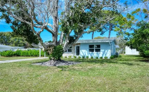 1360 Leawood Road Englewood FL 34223