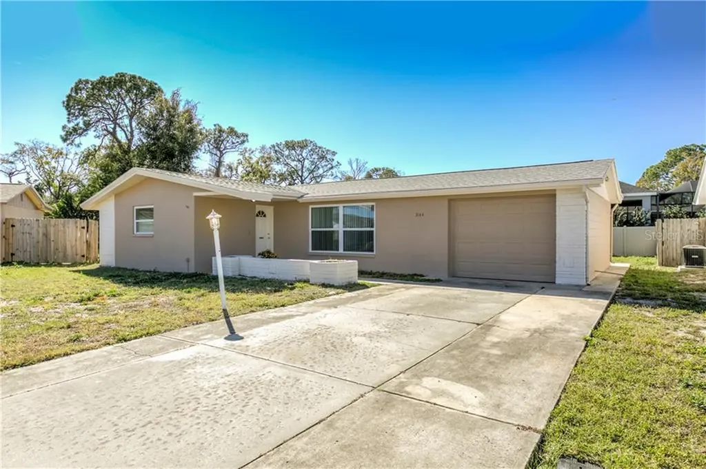 3144 Harvardston Loop Holiday FL 34691