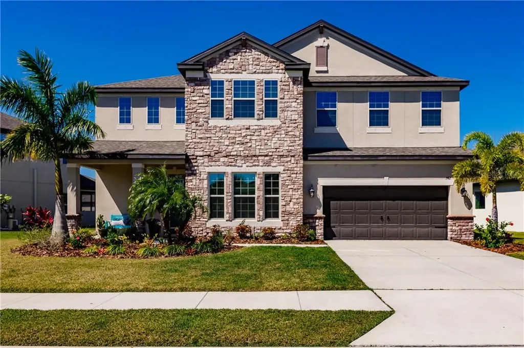 742 116th Court NE Bradenton FL 34212