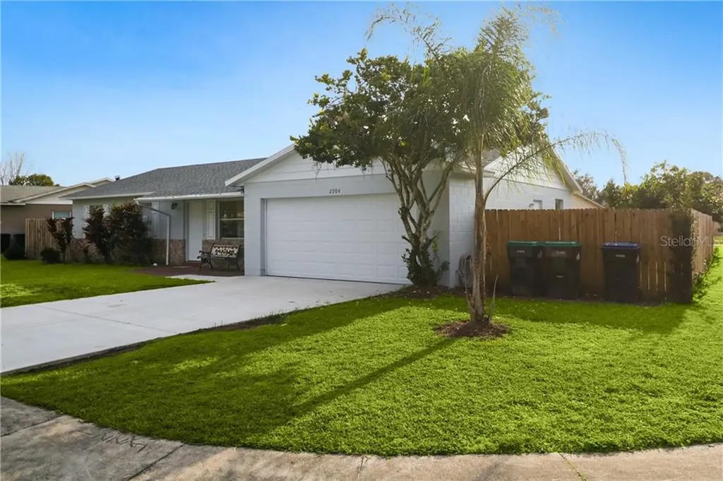 2904 Xavier Court Orlando FL 32826