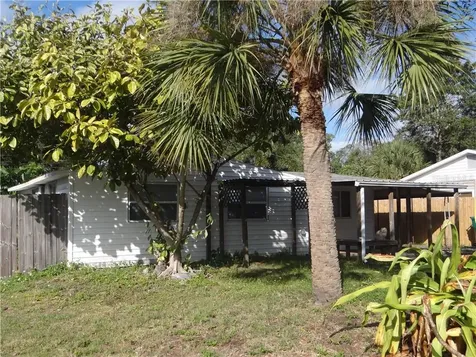 1003 Brookwood Court S St Petersburg FL 33707