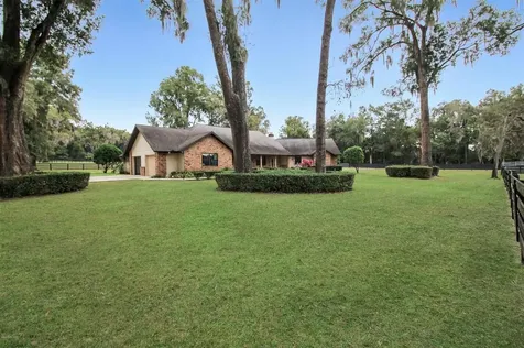 901 NE 63rd Street Ocala FL 34479
