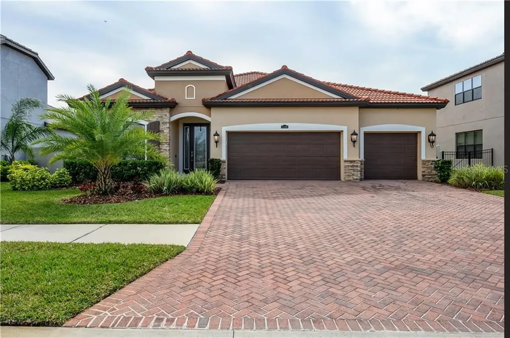 5148 Lakecastle Drive Tampa FL 33624